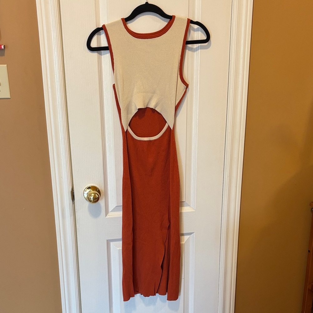 Sleeveless Two-Tone Dress